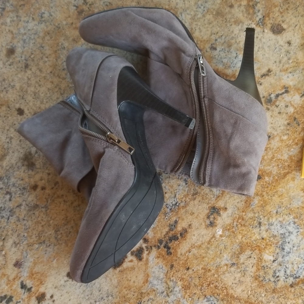 Grey booties - Picture 3 of 6